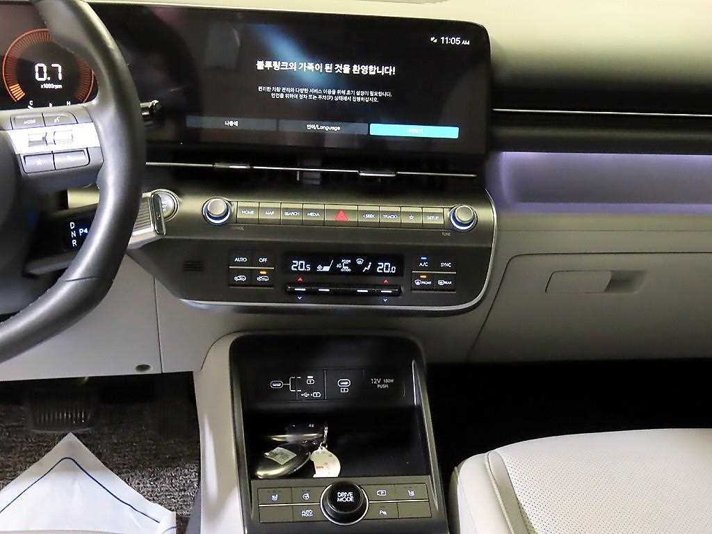 HYUNDAI Kona - Vista 11