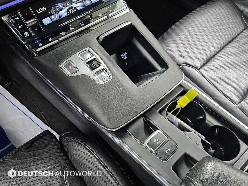 HYUNDAI Grandeur - Vista 9