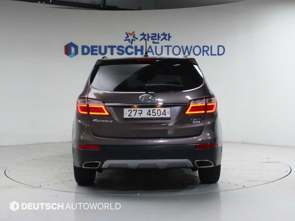 HYUNDAI Maxcruz - Vista 4