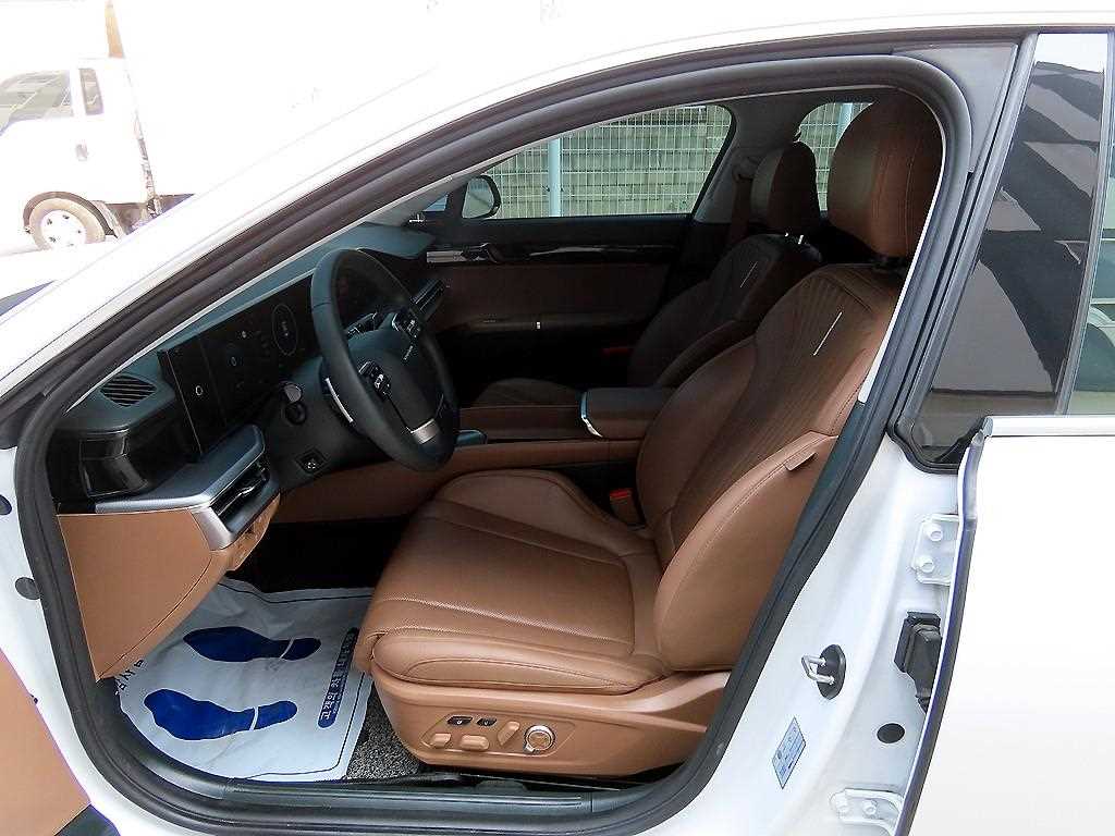 HYUNDAI Grandeur - Vista 6