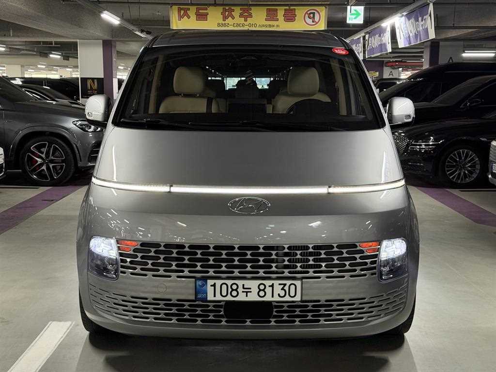 HYUNDAI Staria - Vista 3