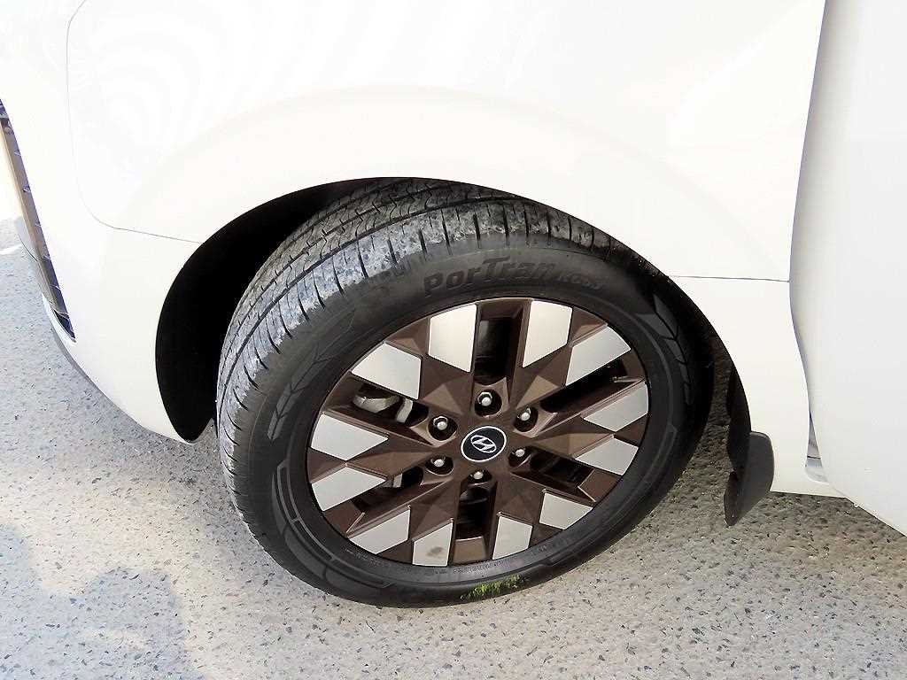 HYUNDAI Staria 2024 Blanco - Importación desde Corea - HF Imports Iquique - Foto 20