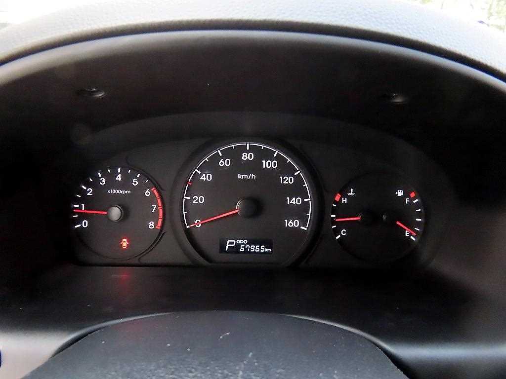 HYUNDAI Starex - Vista 10