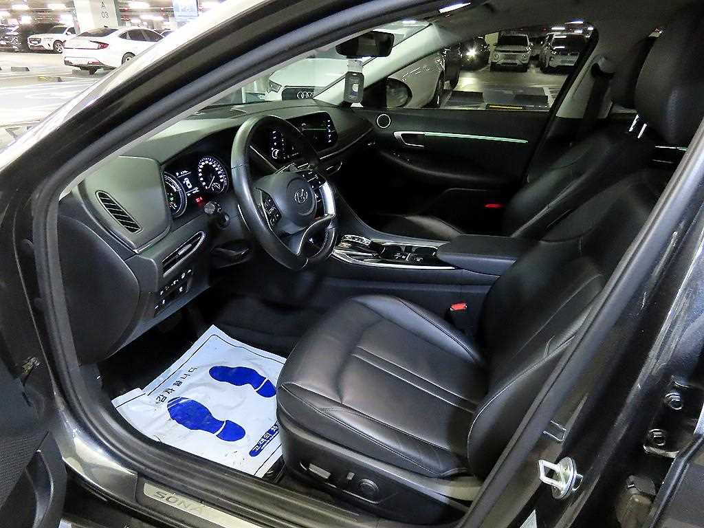 HYUNDAI Sonata - Vista 6