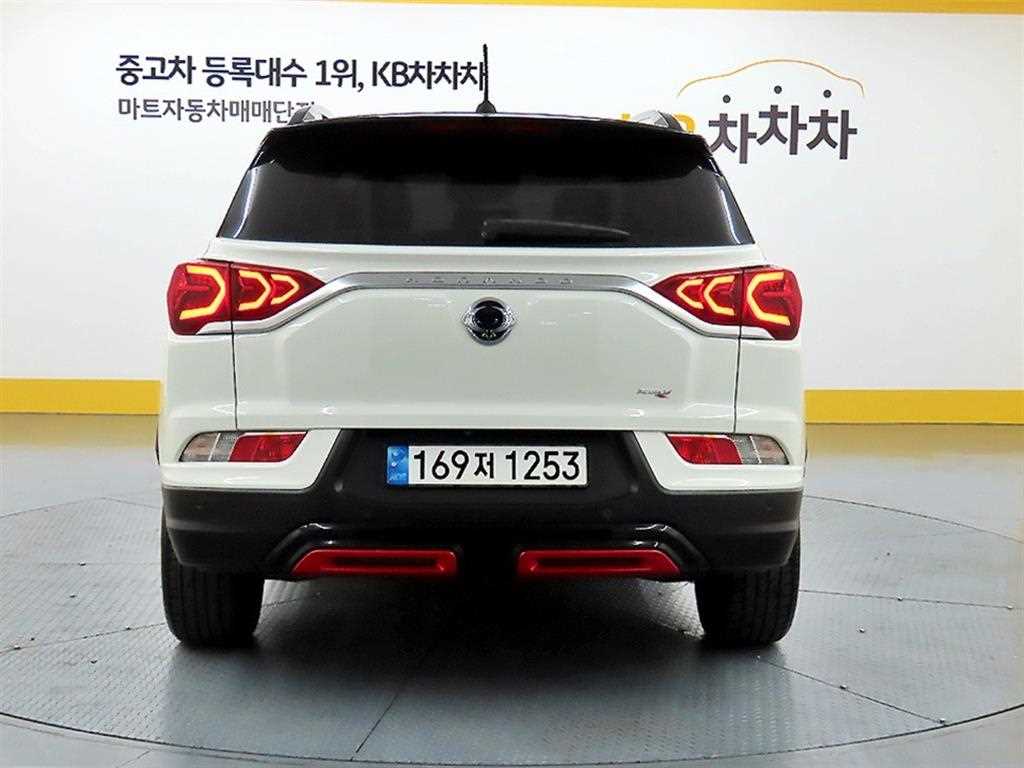Ssangyong Korando - Vista 3