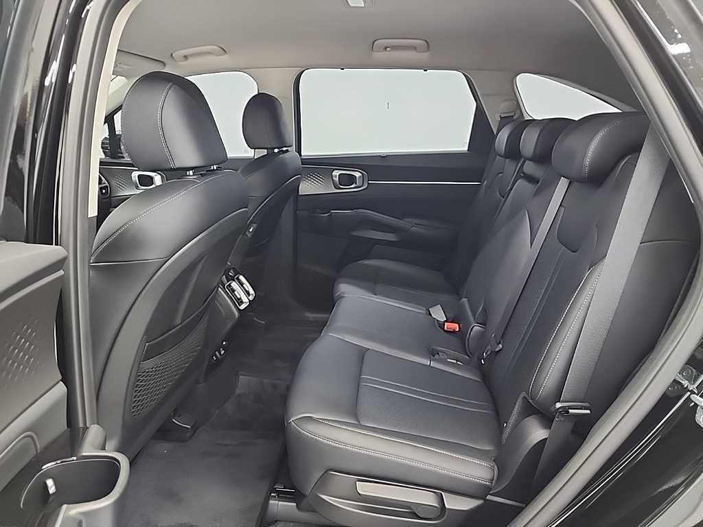 KIA Sorento - Vista 12