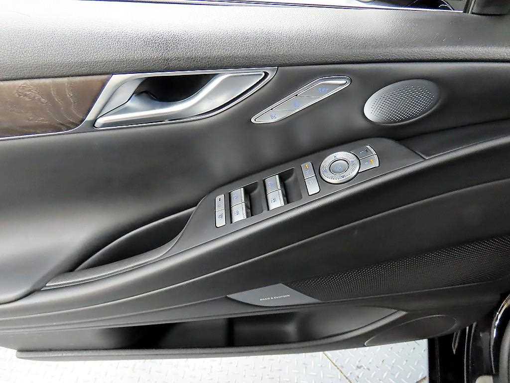 Genesis G80 - Vista 11