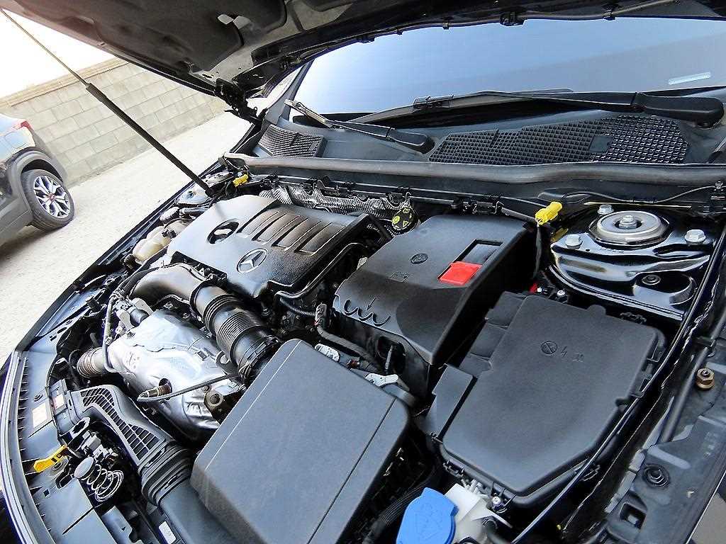 Mercedes Benz CLA Class 2021 Negro - Importación desde Corea - HF Imports Iquique - Foto 18