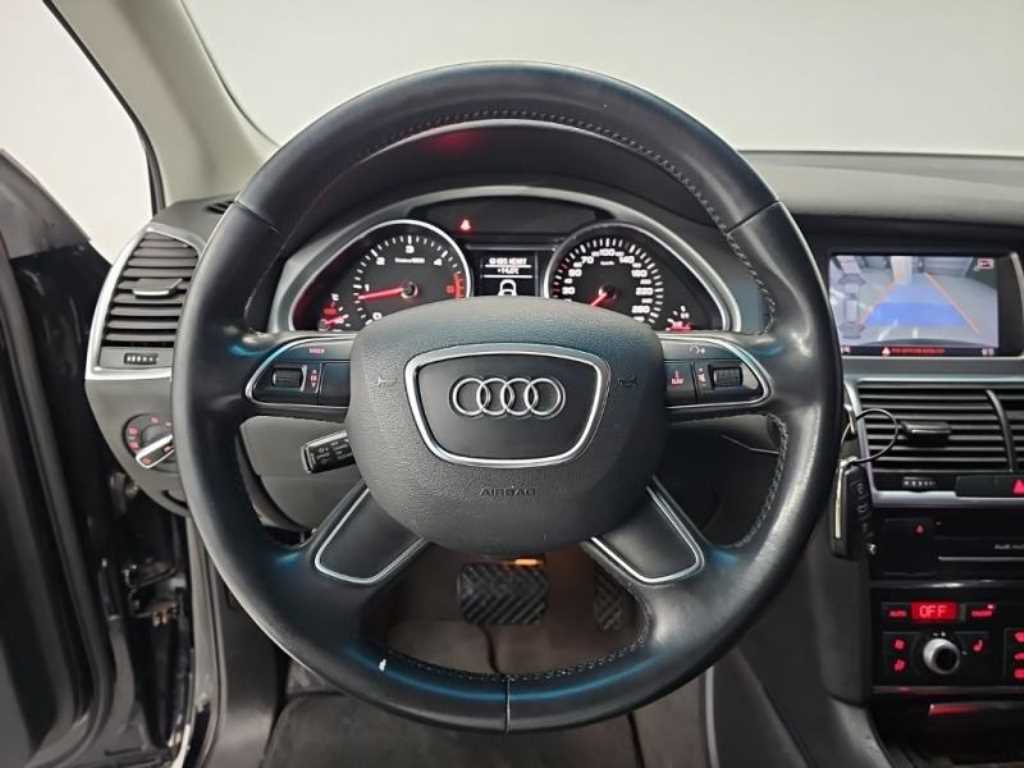 Audi Q7 - Vista 7