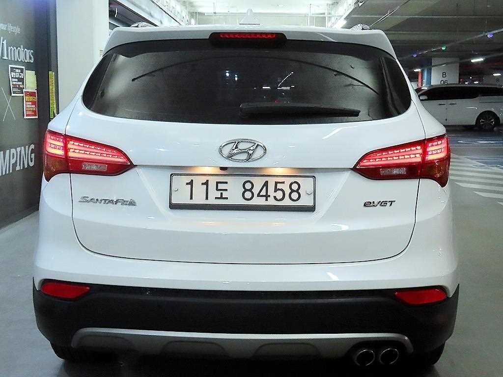 HYUNDAI Santa Fe - Vista 5