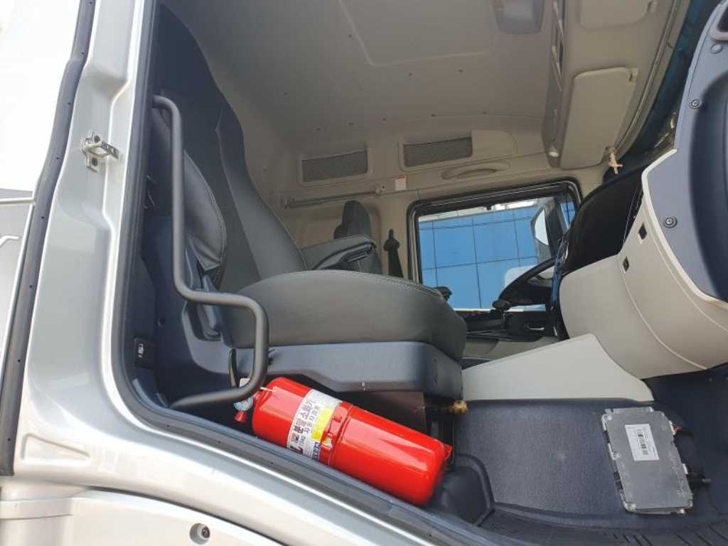 medium and large cargo truck 2026 Gris - Importación desde Corea - HF Imports Iquique - Foto 13