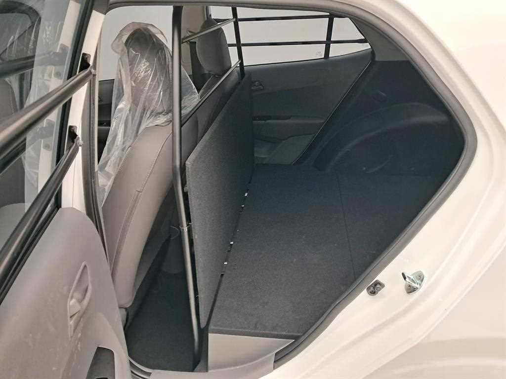 KIA Morning - Vista 11