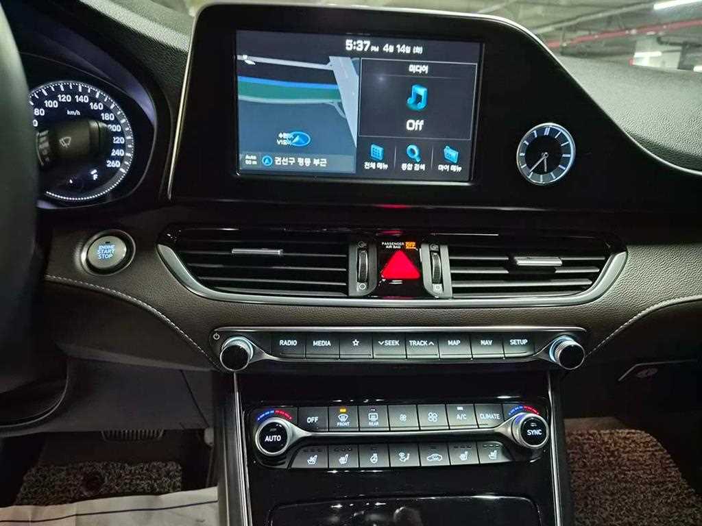 HYUNDAI Grandeur 2018 Negro - Importación desde Corea - HF Imports Iquique - Foto 14
