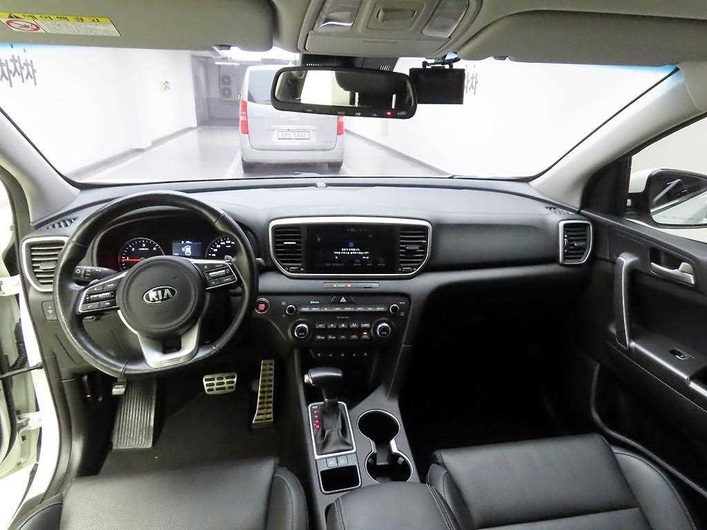 KIA Sportage - Vista 6