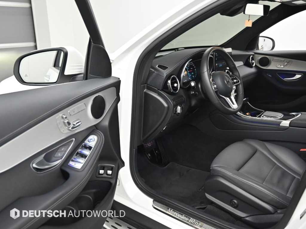 Mercedes Benz GLC Class - Vista 11