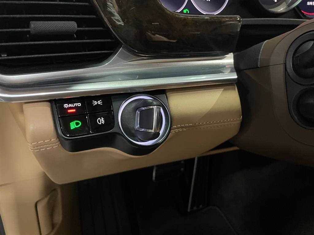Porsche Panamera 2020 Negro - Importación desde Corea - HF Imports Iquique - Foto 13