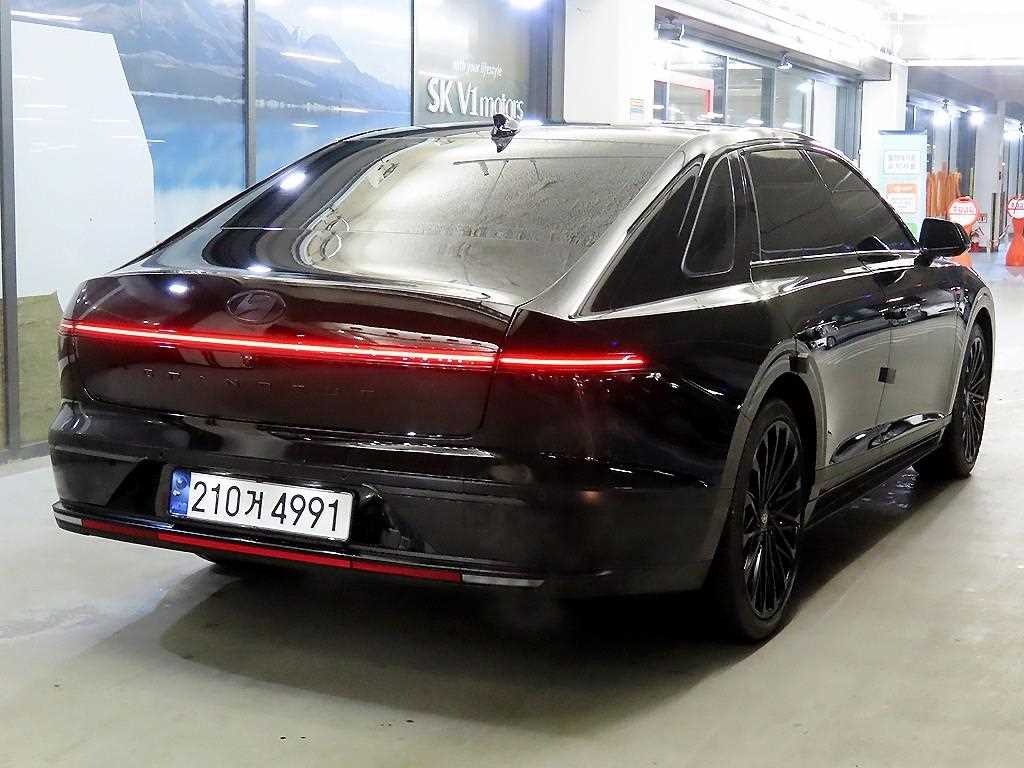HYUNDAI Grandeur - Vista 4