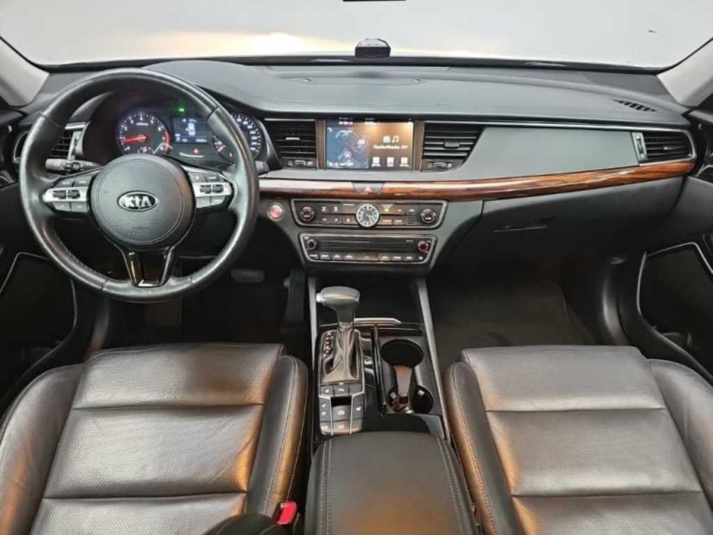 KIA K7 - Vista 5