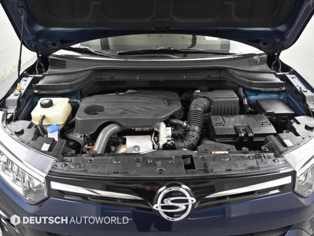 Ssangyong Tivoli - Vista 6