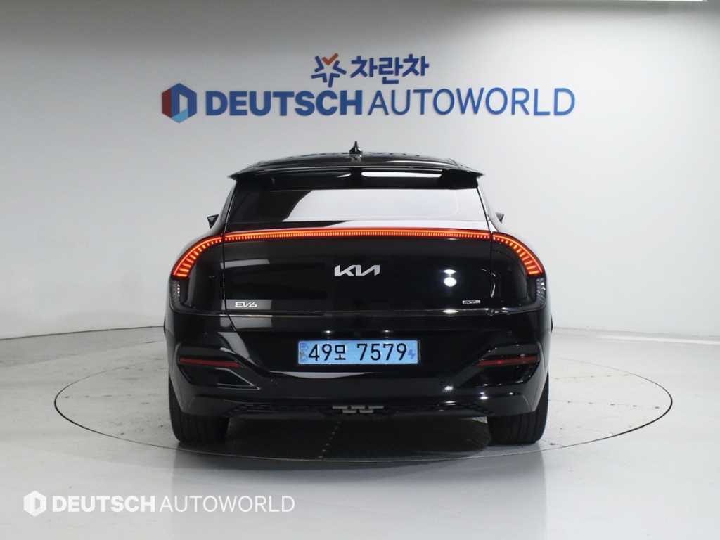 KIA EV6 - Vista 4