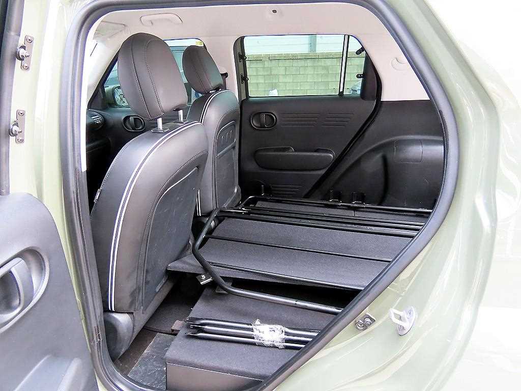 HYUNDAI Casper - Vista 6