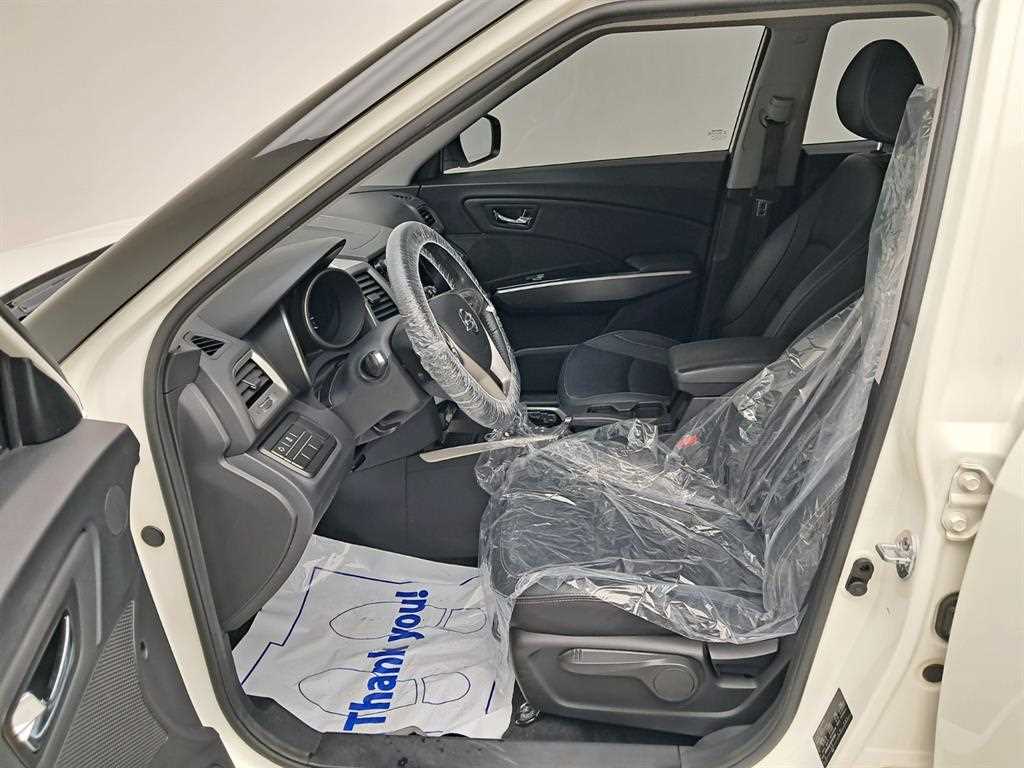 Ssangyong Tivoli - Vista 11