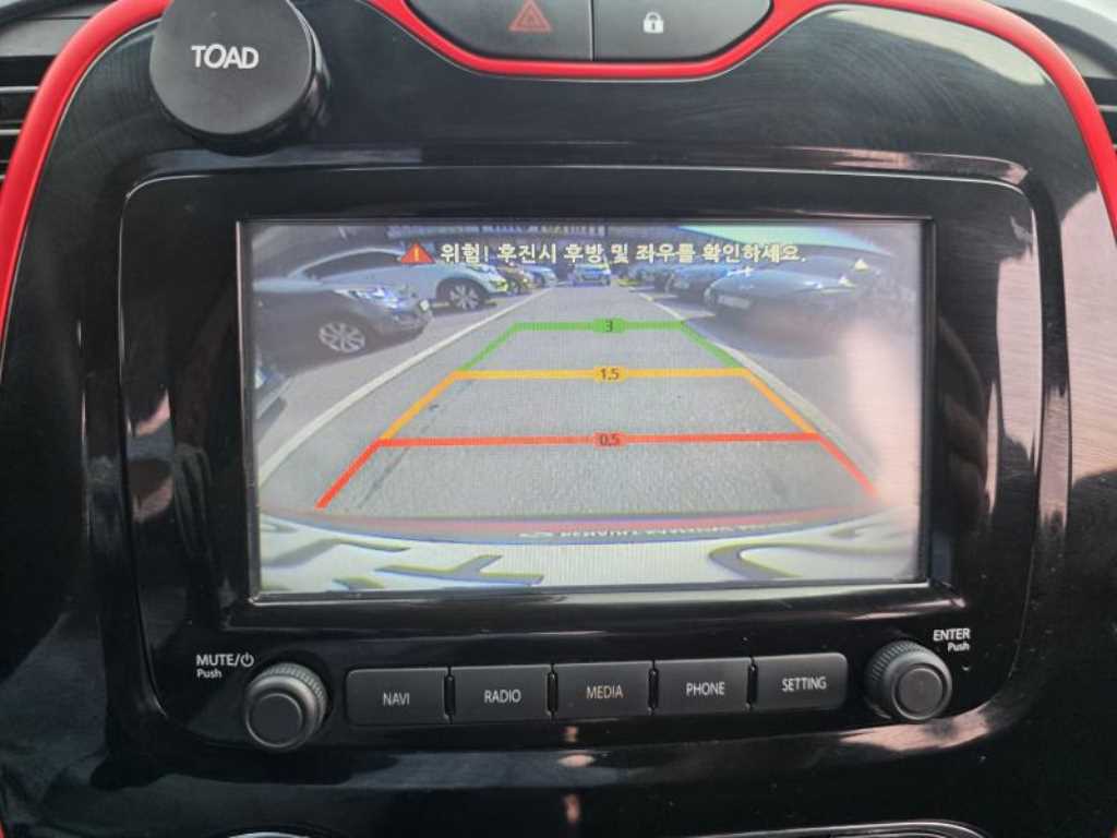 SAMSUNG QM3 - Vista 11