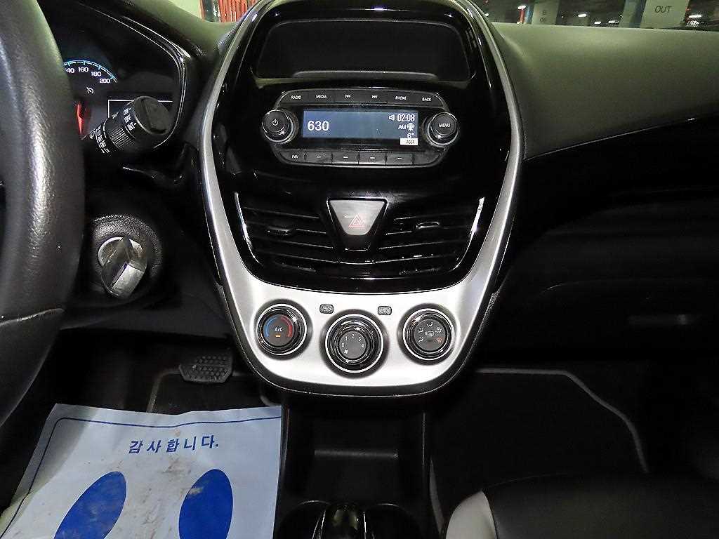 Chevrolet Spark 2016 Negro - Importación desde Corea - HF Imports Iquique - Foto 13