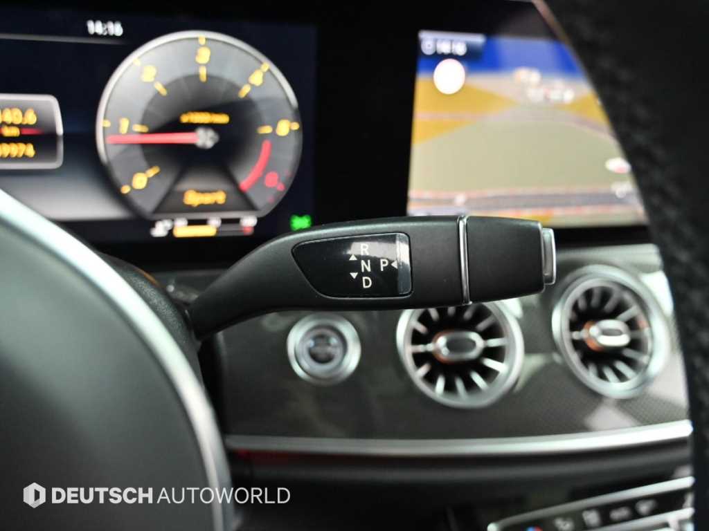 Mercedes Benz CLS Class - Vista 9