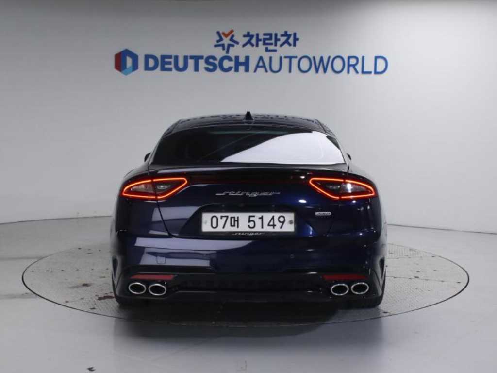 KIA Stinger - Vista 2