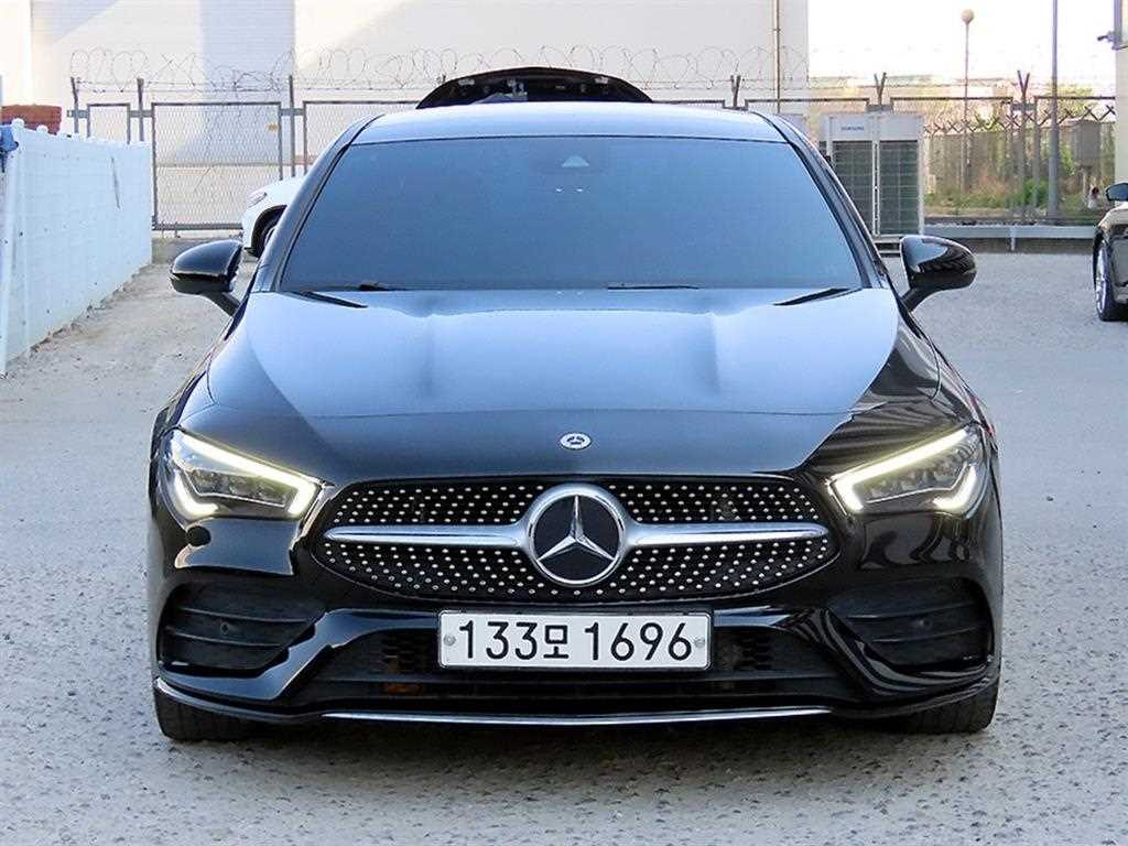 Mercedes Benz CLA Class - Vista 2
