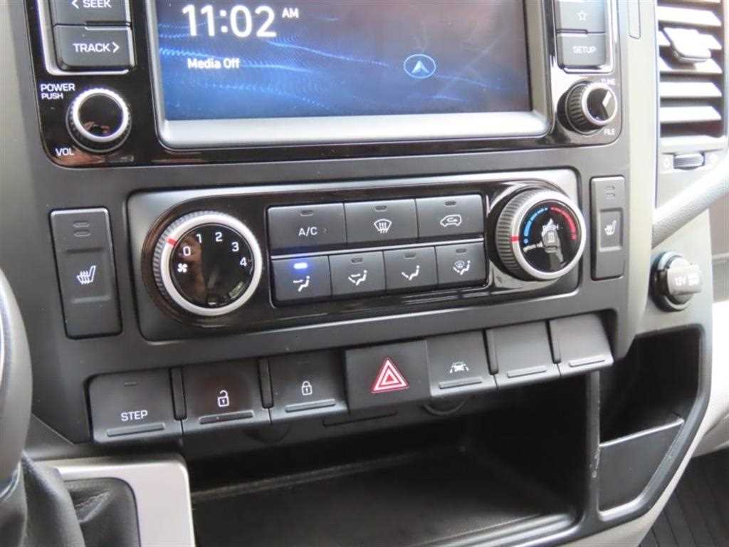 HYUNDAI Solati - Vista 7