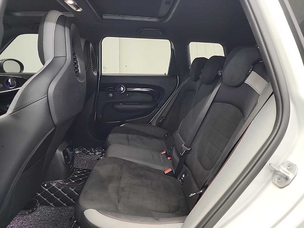 Mini Clubman - Vista 12