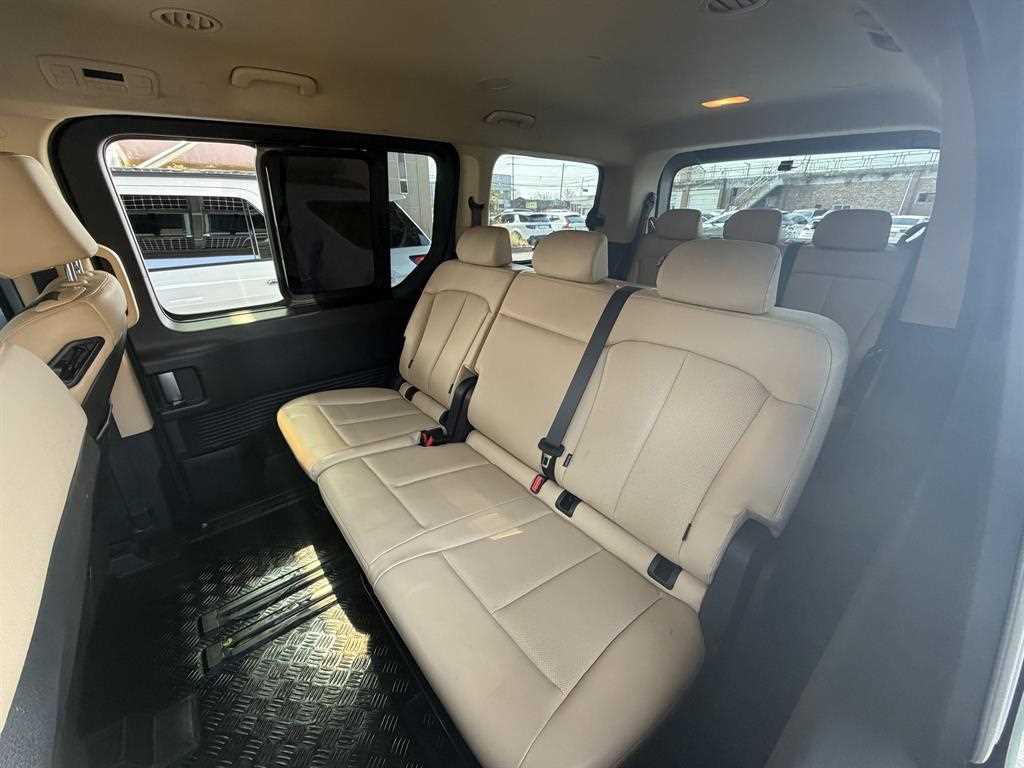 HYUNDAI Staria 2022 Plateado - Importación desde Corea - HF Imports Iquique - Foto 20