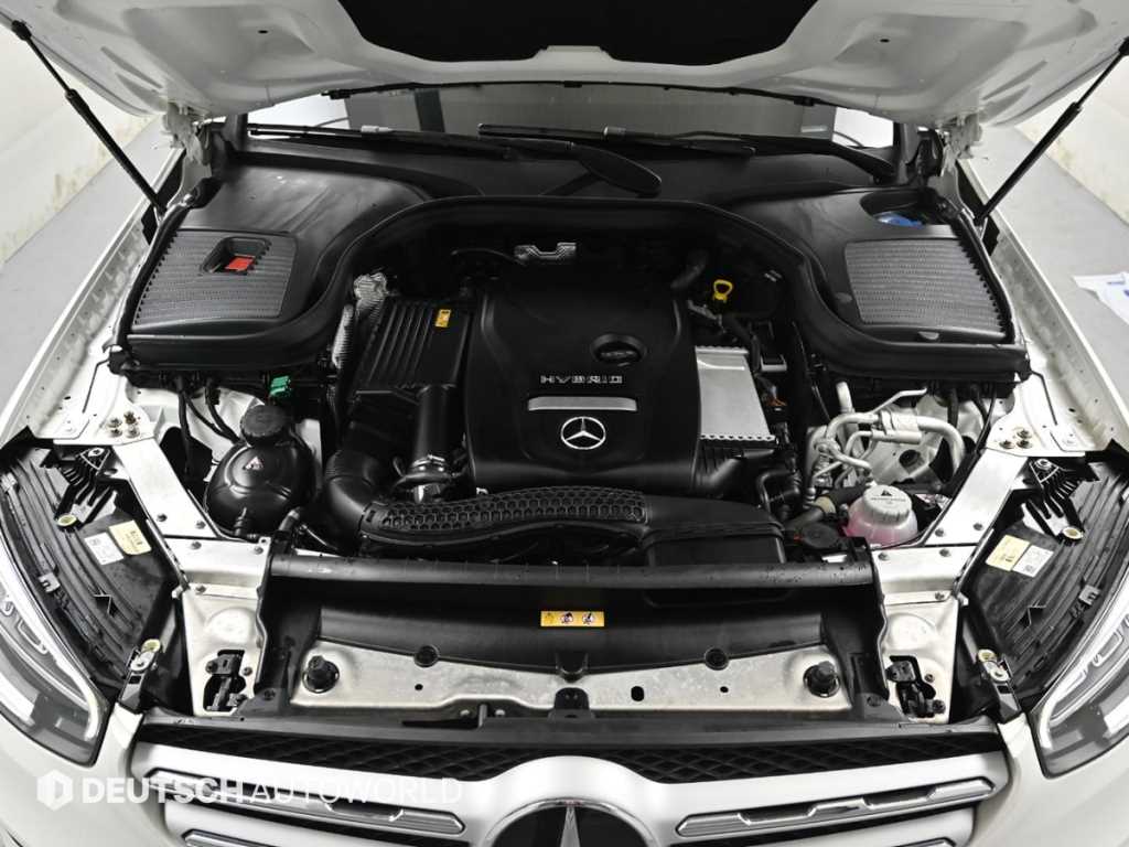 Mercedes Benz GLC Class - Vista 6