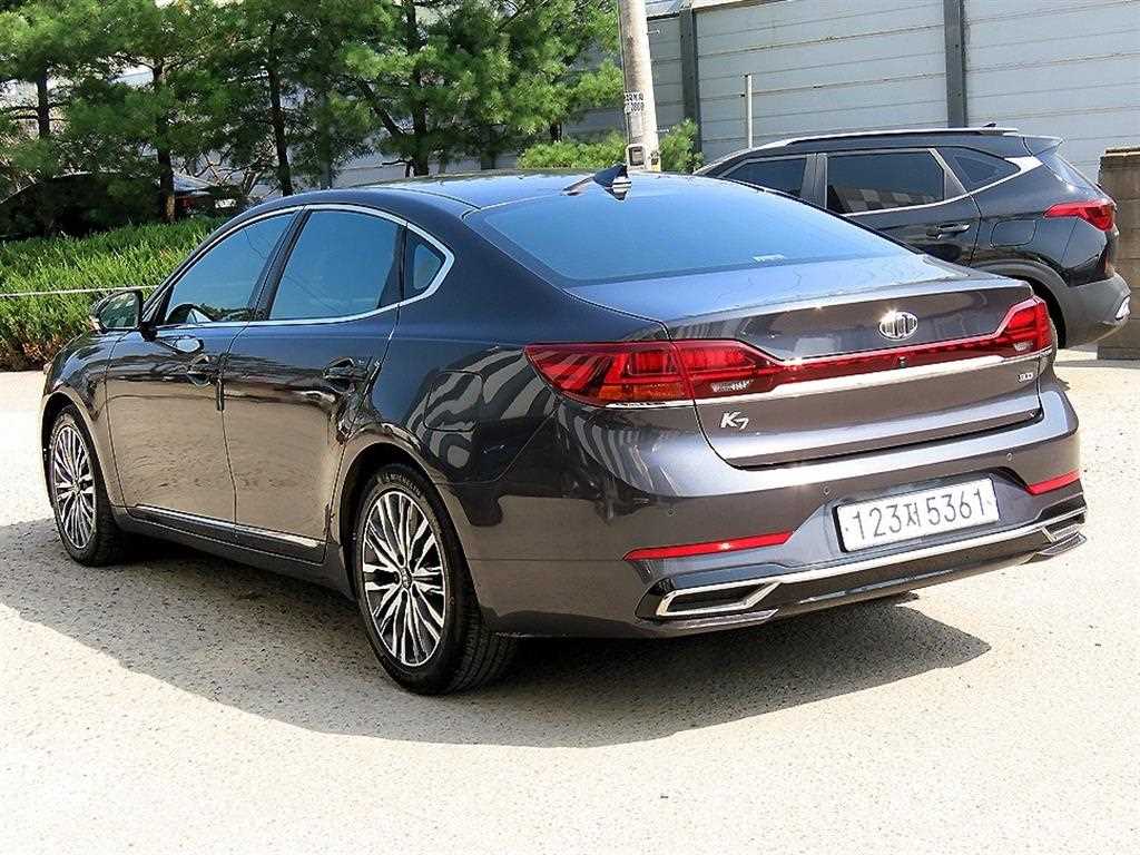KIA K7 - Vista 3