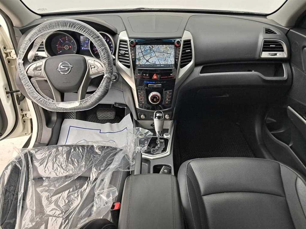 Ssangyong Tivoli - Vista 6