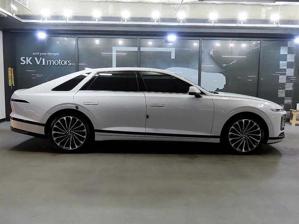 HYUNDAI Grandeur - Vista 3