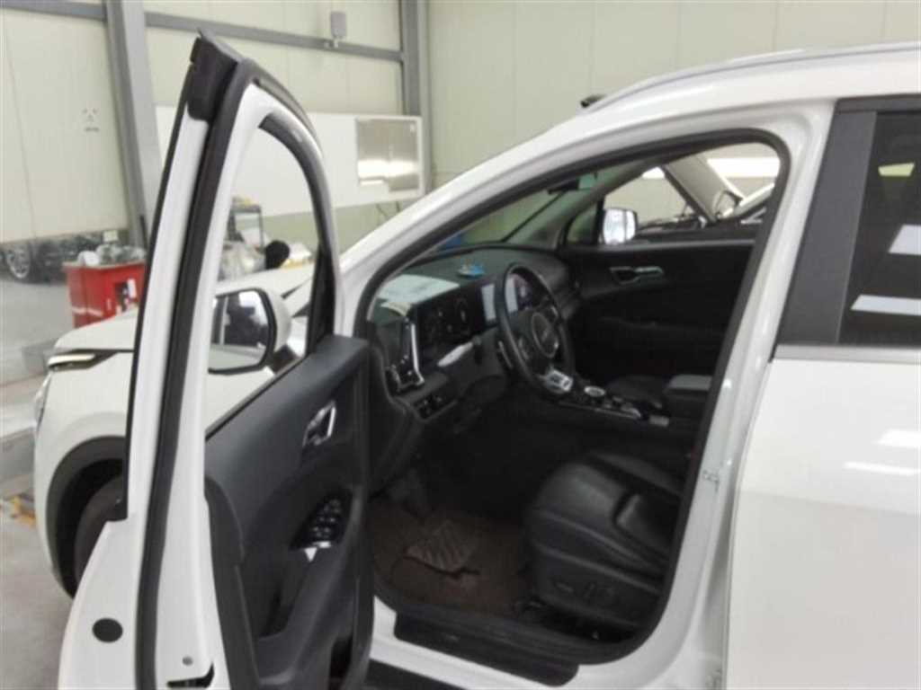 KIA Sportage - Vista 11