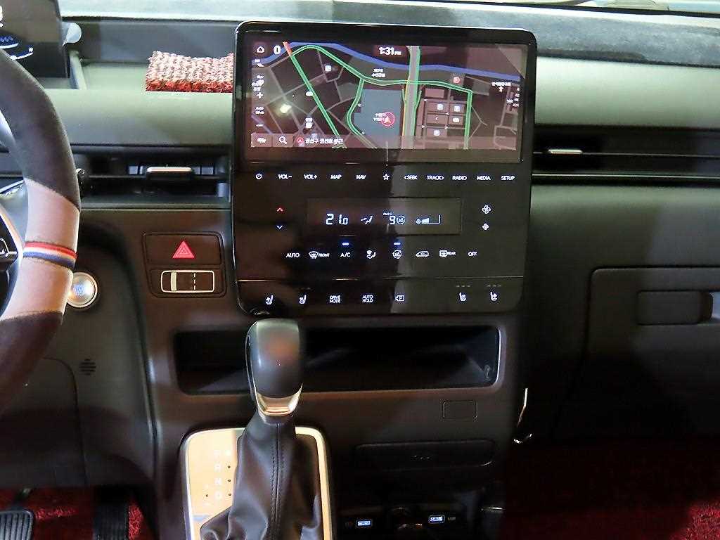 HYUNDAI Staria - Vista 11