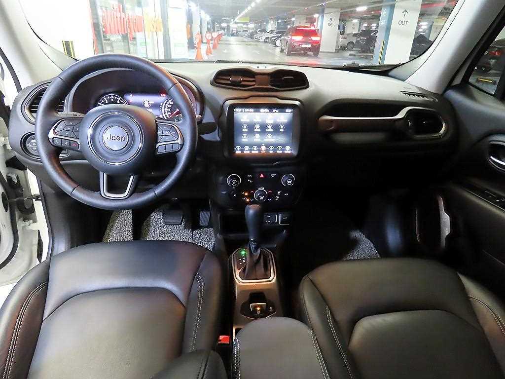 Jeep Renegade - Vista 10