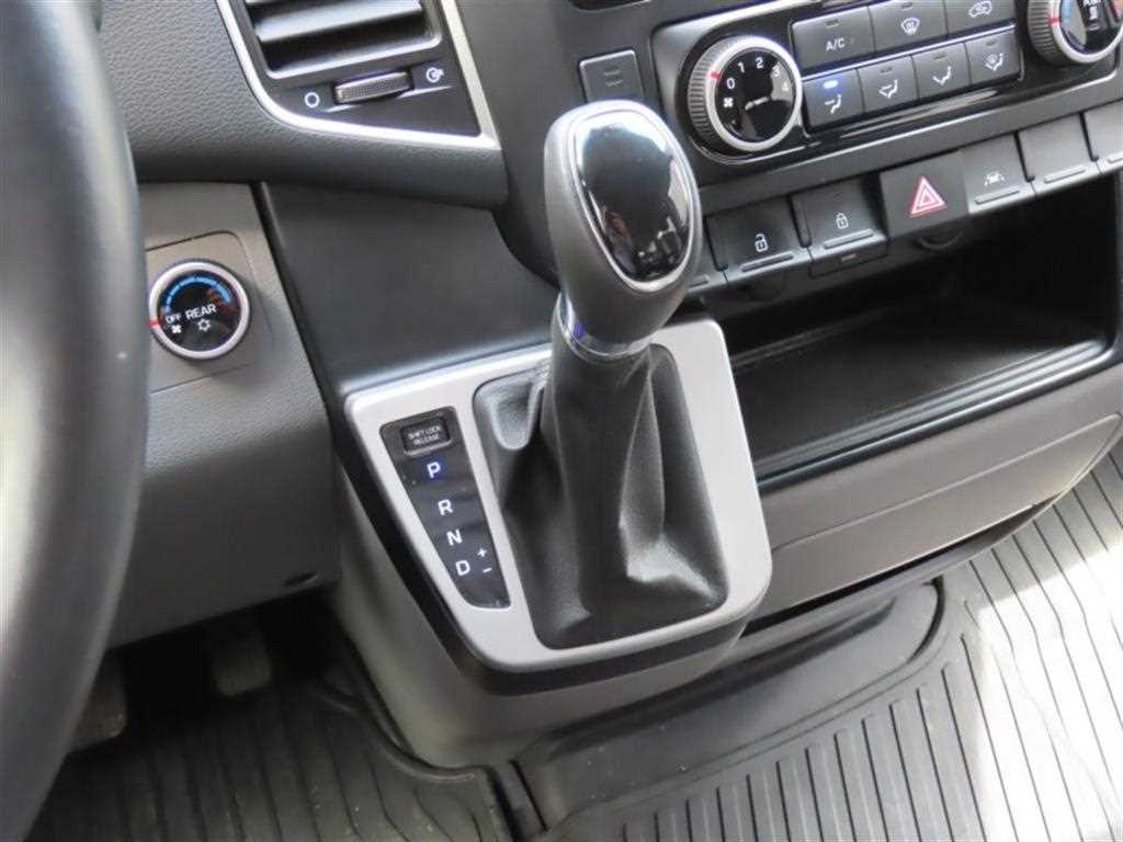 HYUNDAI Solati - Vista 6
