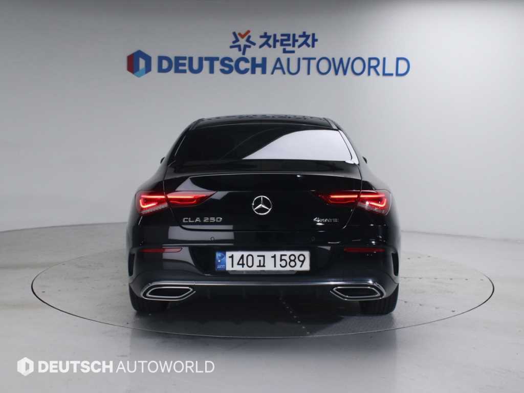 Mercedes Benz CLA Class - Vista 4