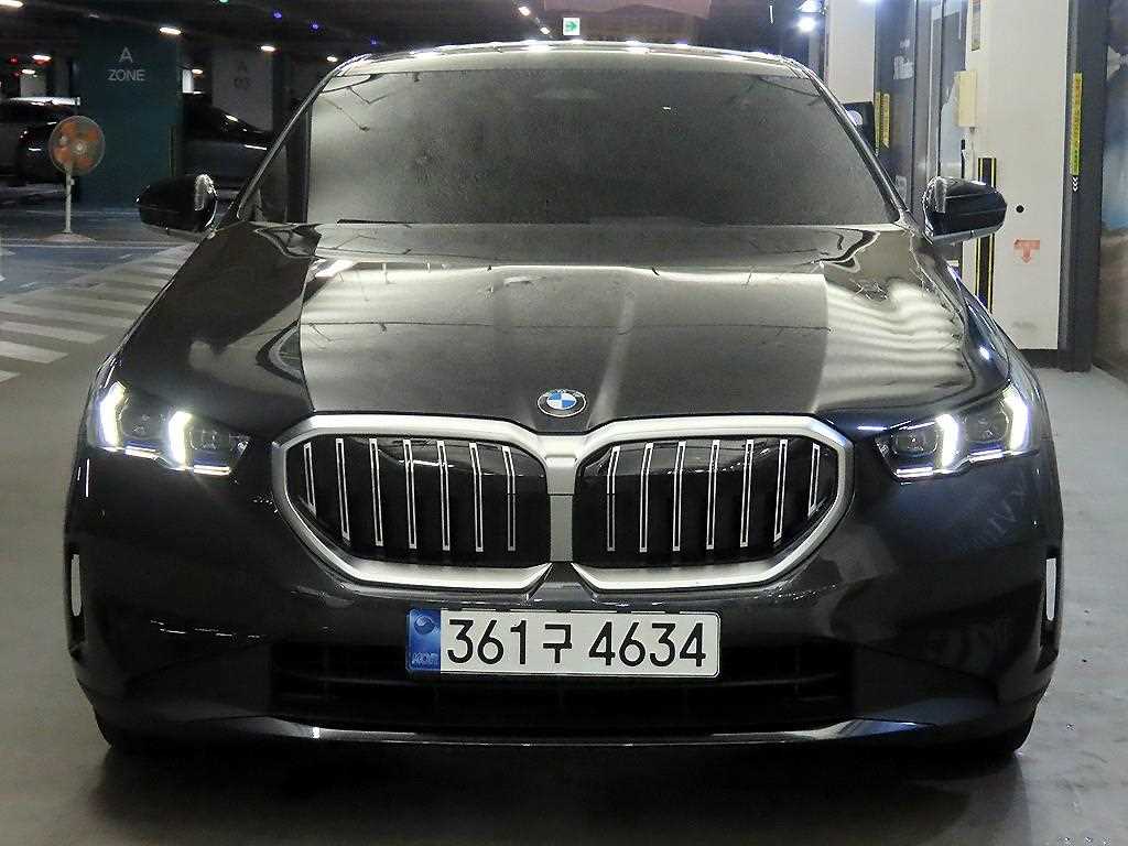 BMW 5 Series - Vista 2