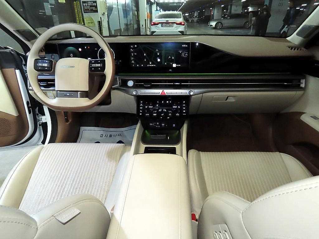 HYUNDAI Grandeur - Vista 10