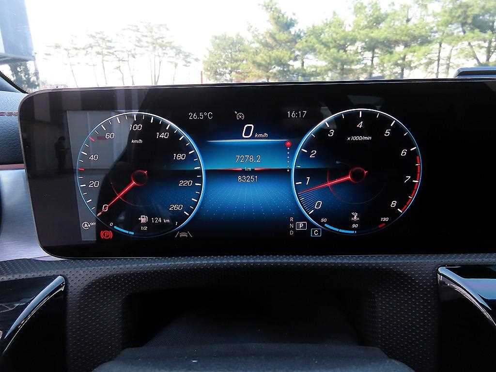 Mercedes Benz CLA Class - Vista 10