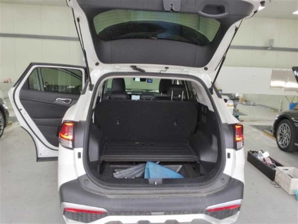 KIA Sportage 2023 Blanco - Importación desde Corea - HF Imports Iquique - Foto 13