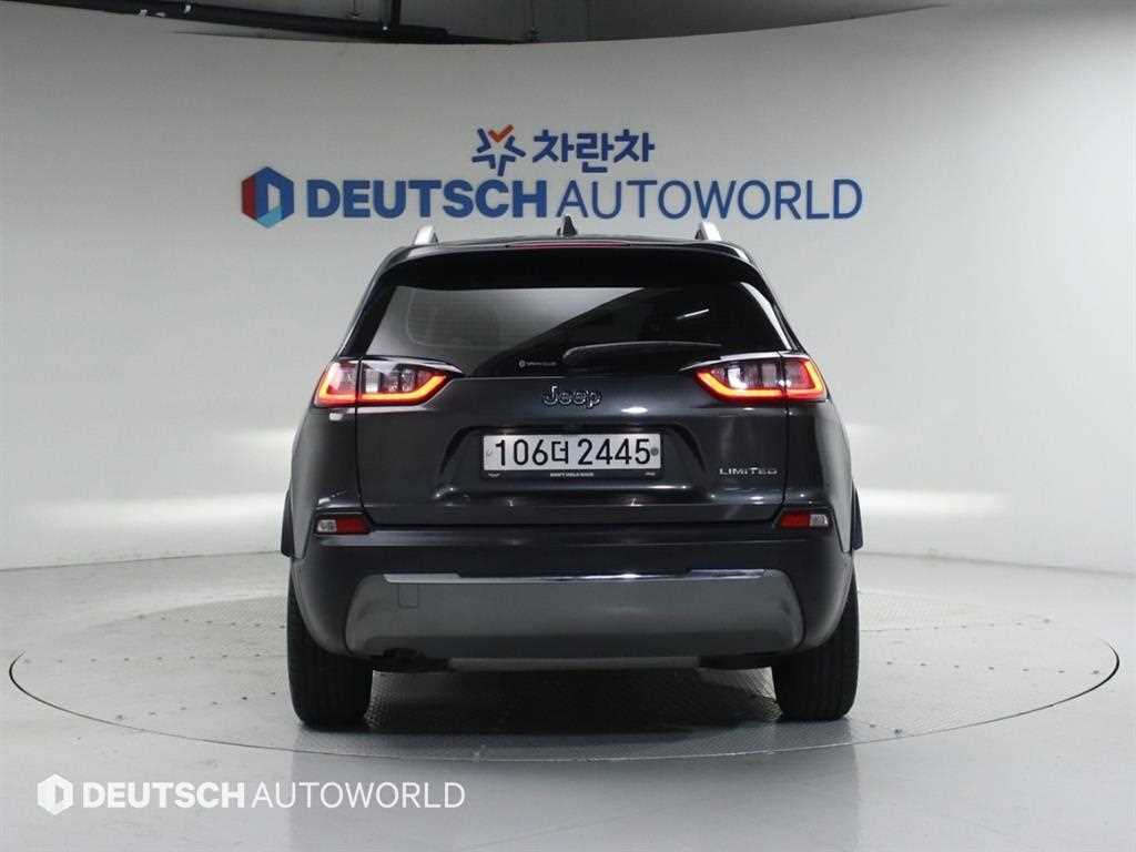 Jeep Cherokee - Vista 4