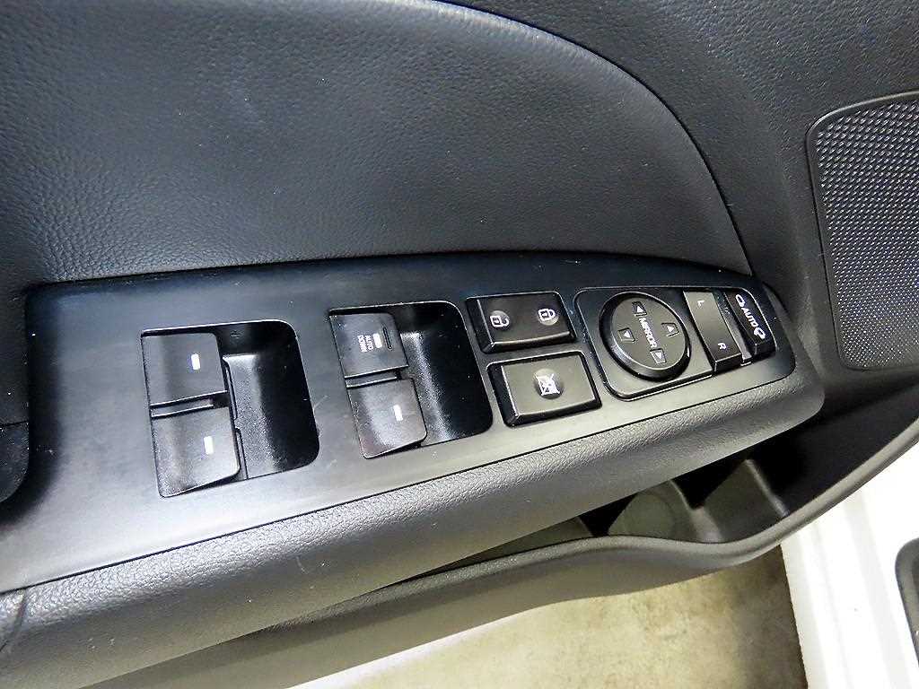 HYUNDAI Avante 2018 Blanco - Importación desde Corea - HF Imports Iquique - Foto 13