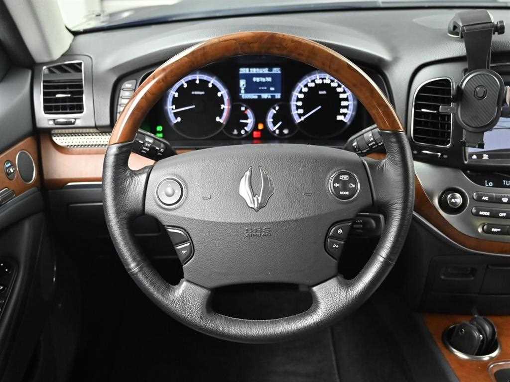 Ssangyong Chairman 2015 Negro - Importación desde Corea - HF Imports Iquique - Foto 13